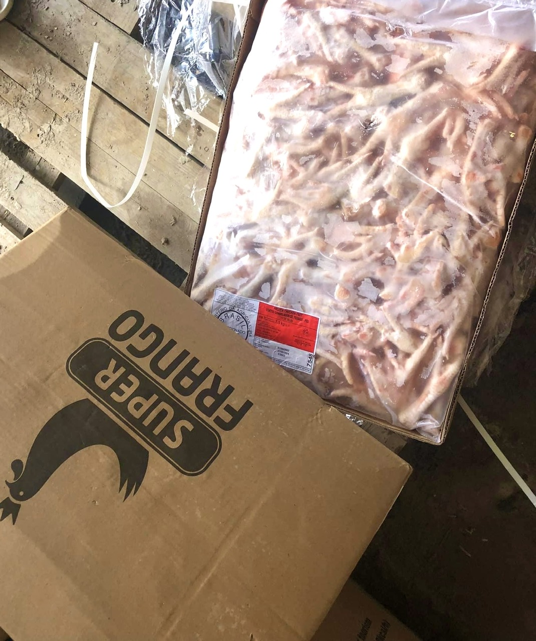 CHÂN GÀ FRANGO